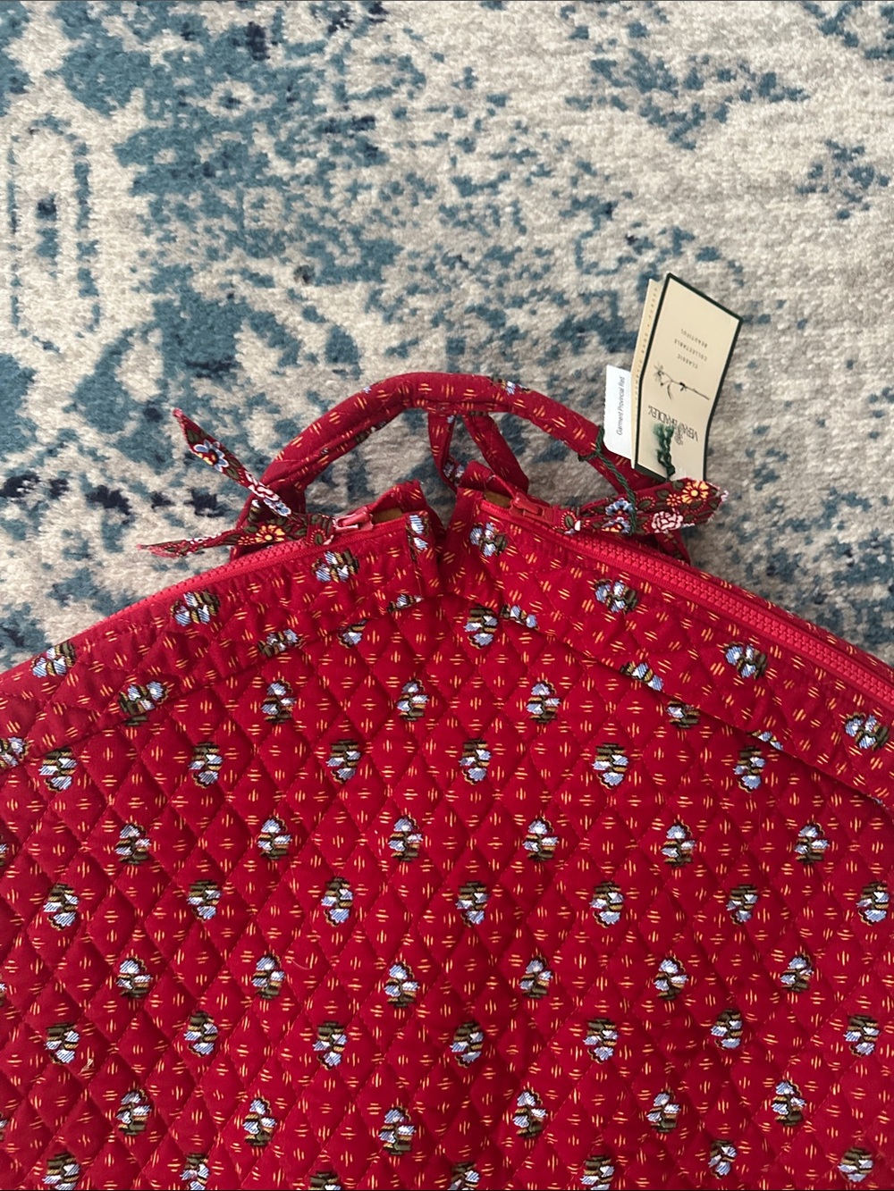 NWT! Vintage Vera Bradley Provincial Red Garment Bag soft travel luggage duffel - Picture 6 of 7